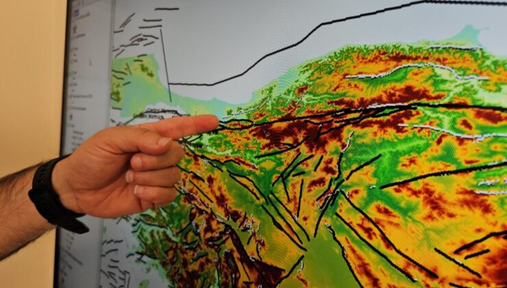 Fay Hatlarını İnceleyen Profesör En Riskli Bölgeleri Açıkladı