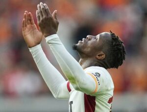 Galatasaray’da Wilfried Zaha Meçhullüğü