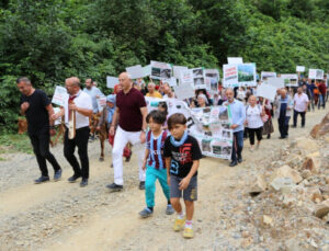 Giresun’da Köy Sakinleri, Ak Partili Vekilin Madencilik Faaliyetini Protesto Etti: Derelerimiz Gitti, Balığımız Yok