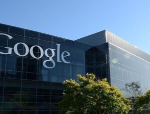 Google’dan Uyarı: İran, ABD Başkanlık Seçimindeki İsimlerin E-Postalarına Erişmeye Çalıştı