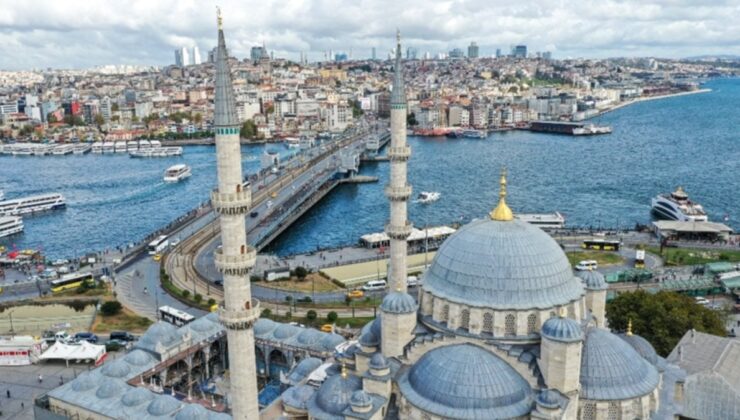 İstanbul Turizmde Tüm Vakitlerin Rekorunu Kırdı: İlk 5 Ayda 6 Milyon 678 Bin Turist Ağırladı