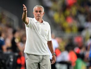 Jose Mourinho: Okan Buruk Kart Görmüyor Ama Ben Görüyorum