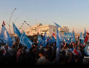 Kerkük’te Vali Yemin Ederek Koltuğuna Oturdu, Türkmenler Protesto İçin Sokağa İndi