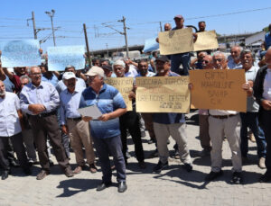 Malatya’da Çiftçiler Kayısı Fiyatını Protesto Etti