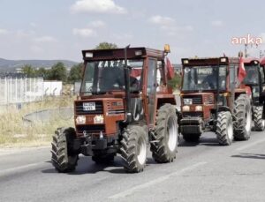 Mazot Alamayan Çiftçinin Uşak’taki Traktörlü Eylemi, Mazotları Bitince Kısa Sürdü