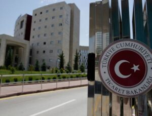 Mersin’de Çalıntı 56 Milyon TL Değerinde 9 Lüks Araca El Konuldu