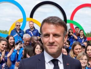 Olimpiyatlar Bitti, Macron İçin Karar Vakti; Yeni Başbakan Kim Olacak, Bütçe Çabası Nasıl Geçecek?