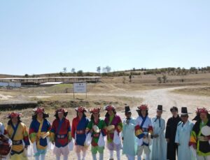 Pompeiopolis Antik Kenti’de Renkli Dans Gösterisi