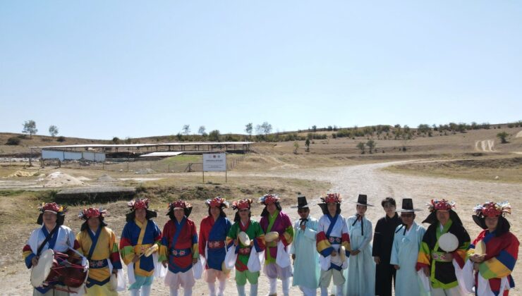 Pompeiopolis Antik Kenti’de Renkli Dans Gösterisi