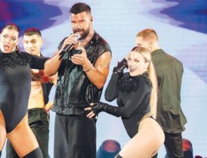 Ricky Martin Türkiye’de…  Antalya’da Latin Rüzgarı