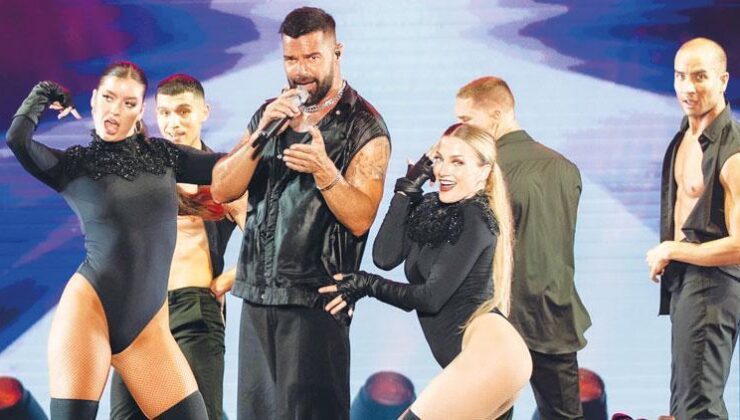 Ricky Martin Türkiye’de…  Antalya’da Latin Rüzgarı