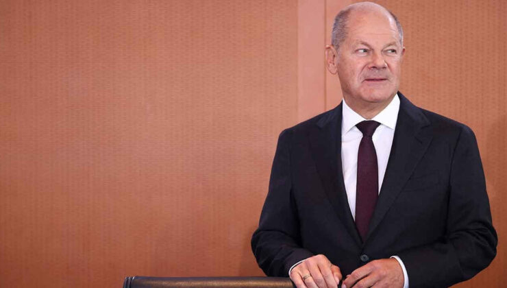 Scholz: İltica Hakkı Korunacak