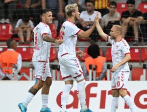 Sivasspor, Kayserispor’u İki Golle Geçti