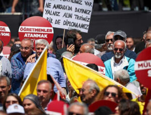 Tarih Öğretmeni Atanmak İçin 41 Yıl Beklemeli: 25 Yıl Sonra İlk Kez Öğretmen Ataması Yapılmadı