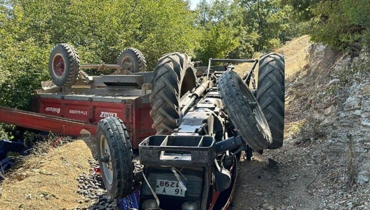 Tarla Dönüşü Traktör Devrildi: 1’i Ağır 6 Yaralı