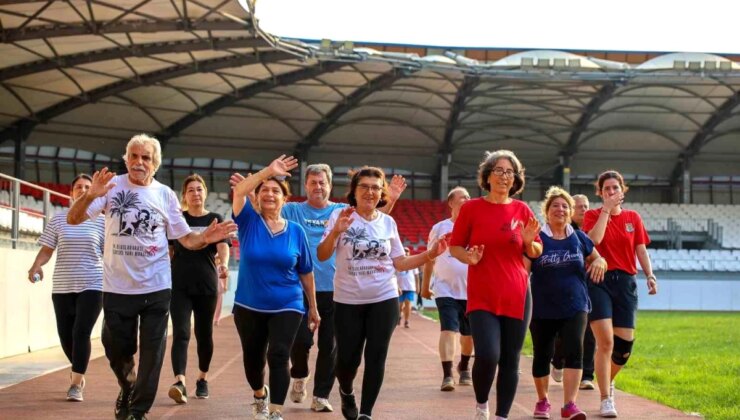 Tarsus Belediyesi ‘Spor Mazeret, Muhabbet Şahane’ Sloganıyla Sabah Sporu Düzenliyor