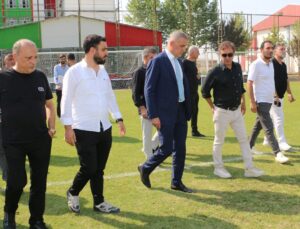 Tff Başkanı Hacıosmanoğlu, Amedspor Tesislerini Ziyaret Etti