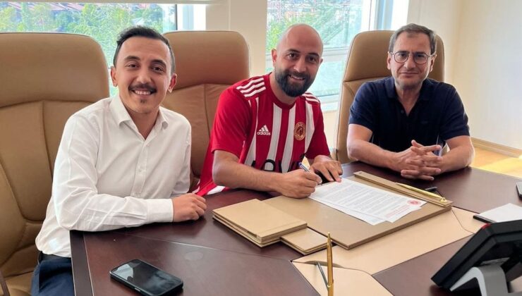 Tunahan Çiçek, Batman Petrolspor’a İmza Attı