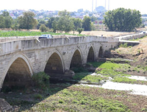 Tunca Irmağı’nın Bazı Kısımlarında Su Akışı Durdu