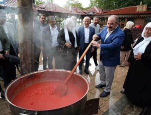 Ak Parti Milletvekili Mustafa Varank, Saitabat Köy Kadınları Yardımlaşma Derneği’ni Ziyaret Etti