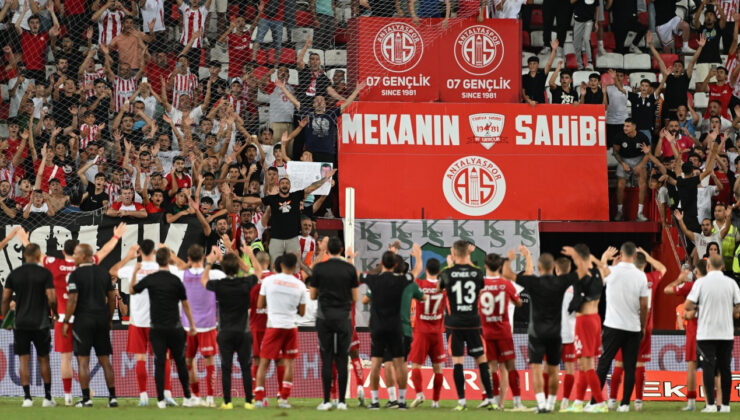 Antalyaspor 3 Puana 90+8’de Uzandı