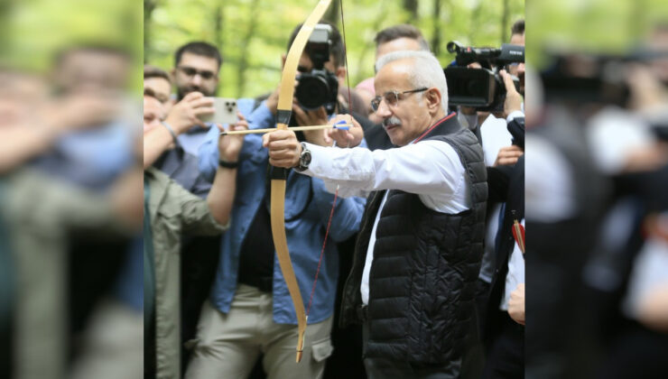 Bakan Uraloğlu: Instagram Engelinde Bir de Resmi Olmayan Münasebet Vardı