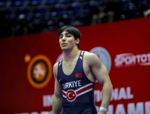 Bursa Büyükşehir’in Sportmeni Yağan’dan İspanya’da Bronz Madalya