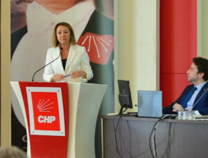 CHP’de Tüzük Taslak Metni Komiteden Geçti