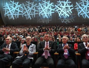 CHP’nin Tüzüğü Değişti: İşte Yeni Tüzükteki Düzenlemeler