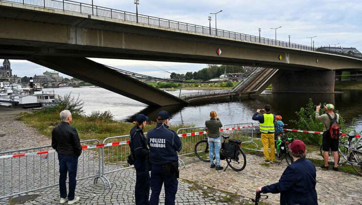 Dresden’de Köprü Çöktü, Sıcak Su Hattı Kesildi