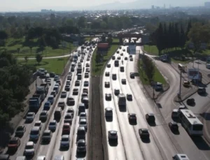 Eğitim Öğretim Dönemi Başladı Bursa’da Yollar Tıkandı