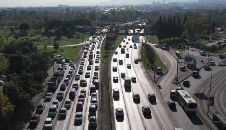 Eğitim Öğretim Dönemi Başladı Bursa’da Yollar Tıkandı