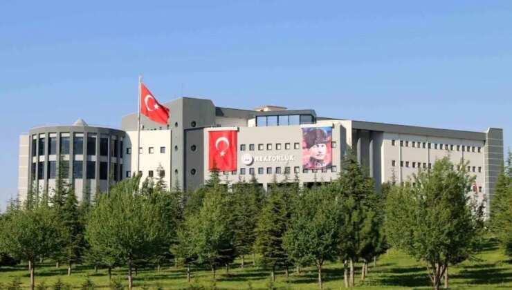 Erciyes Üniversitesi Fen Fakültesi Öğretim Üyeleri Dünya Bilim İnsanları Sıralamasında Yer Aldı