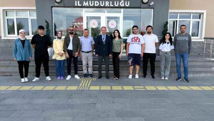 Erzurum Tiyatro Ekibi Deprem Bölgesinde 6. Kez Minik Yüreklere Dokunacak