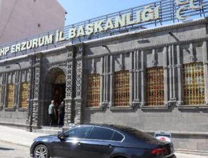 Erzurum’daki 112 Yıllık Konak Bahçeli’nin Vekaleti ile MHP Genel Merkezi’ne Kaydettirildi