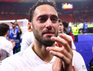 Hakan Çalhanoğlu, Altın Top Mükafatına Aday Gösterildi: Messi ve Ronaldo Listede Yok!