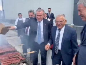 Hulusi Akar’dan Mangal Tepkisi: Haberi Pişirenlere Afiyet Olsun