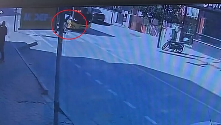 İnegöl’de Yaya Geçidinde Bisikletli Çocuğa Minibüs Çarptı