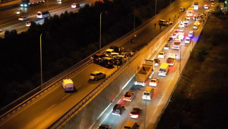 İstanbul’da Zincirleme Trafik Kazası: 15 Araç Çarpıştı