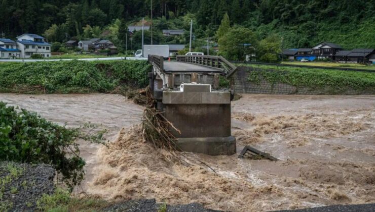 Japonya’da Rekor Yağışların Yol Açtığı Sellerde 6 Kişi Hayatını Kaybetti