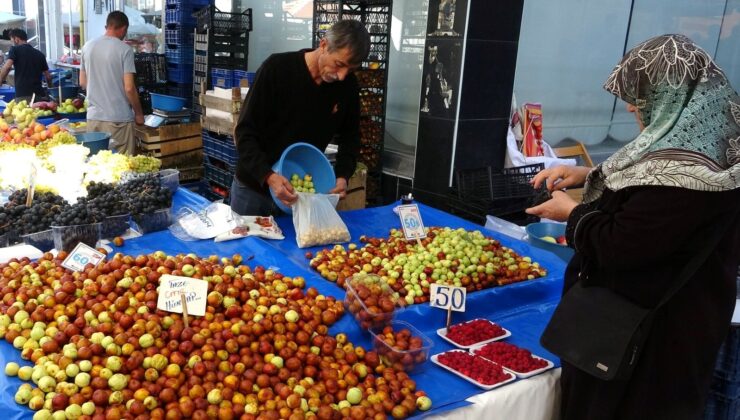 Kilosu 50 TL’den Tezgahta Yerini Aldı! Kışın Yiyene Hastalık Uğramıyor