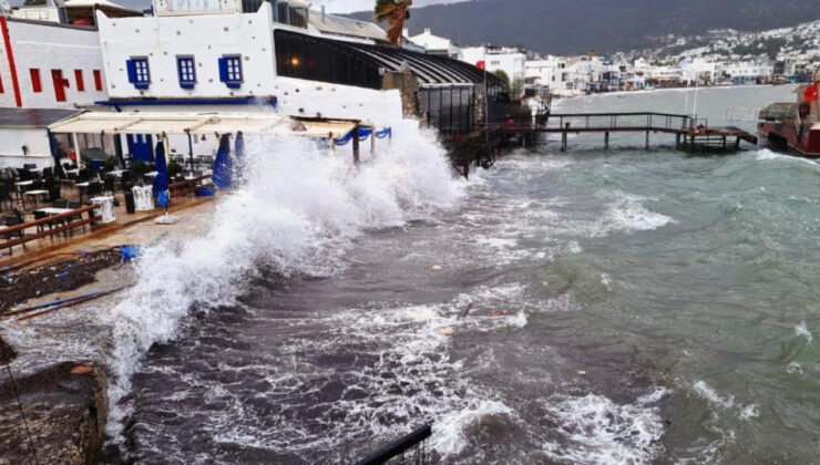 Meteorolojiden Denizlerde Fırtına Uyarısı