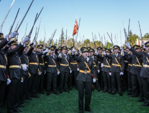 MSB’den Teğmen Açıklaması: Kusur Varsa Gereken İşlem Yapılacak