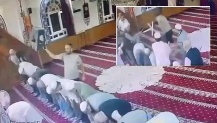 Namaz Kıldıran İmama Sandalye ile Saldırdı; Cemaat Vantilatörle Dövdü!