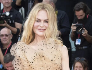 Nicole Kidman, Annesinin Ölüm Haberi Üzerine Venedik Film Şenliği’nden Ayrıldı