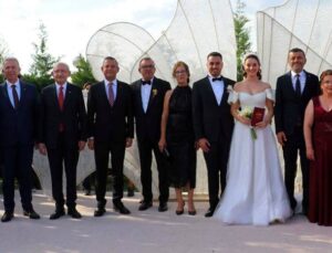 Özel ve Kılıçdaroğlu Nikah Şahidi Oldu