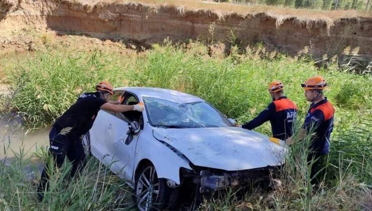 Sivas’ta Dereye Devrilen Arabanın Sürücüsü Hayatını Kaybetti