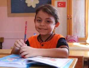 Sma ile Mücadele Eden Melih Eymen, Dubai’deki Tedavisi Sonrası Okula Başladı