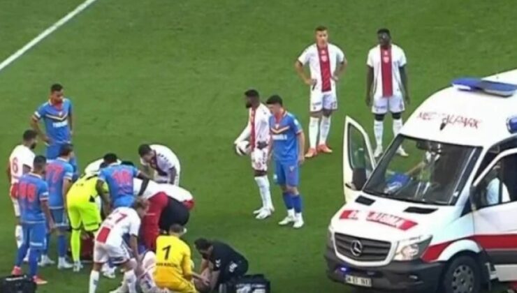 Süper Lig’de Korku Dolu Anlar! Ambulansla Hastaneye Kaldırıldı