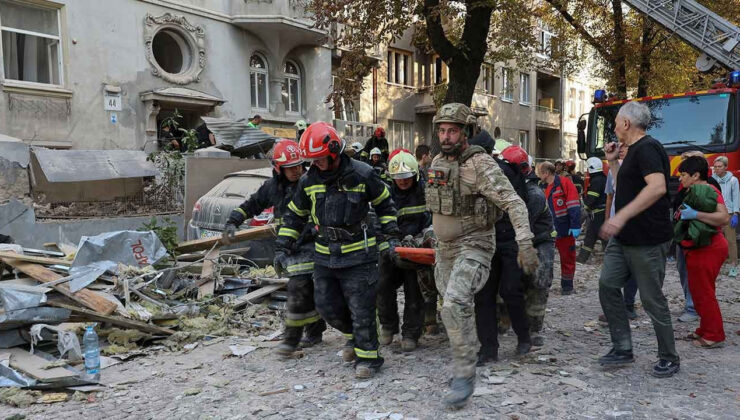 Ukrayna: Rusya’nın Lviv’e Hava Saldırısında 7 Kişi Hayatını Kaybetti